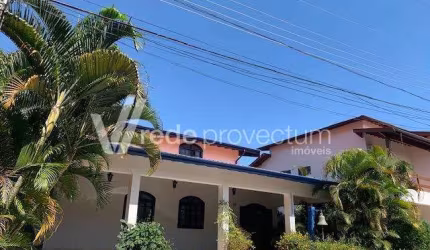 Casa em condomínio fechado com 3 quartos à venda na Rua Paiquere, 766, Jardim Paiquerê, Valinhos, 600 m2 por R$ 1.800.000