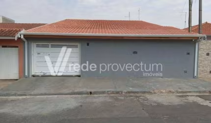 Casa com 3 quartos à venda na Rua Dorcelino Rodrigues da Cunha, 207, São José II, Paulínia, 176 m2 por R$ 750.000