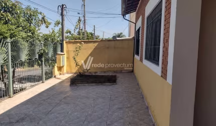 Casa com 3 quartos à venda na Professora Aracy Caixeta Barbosa, 744, Jardim Florence, Campinas, 139 m2 por R$ 350.000