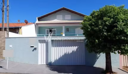 Casa com 4 quartos à venda na Rua Benedicto Gomes Ferreira, 141, Parque Via Norte, Campinas, 240 m2 por R$ 699.777