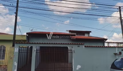 Casa com 3 quartos à venda na Rua Yolanda Palmieri Mangili, 95, Vila Manoel Ferreira, Campinas, 240 m2 por R$ 950.000