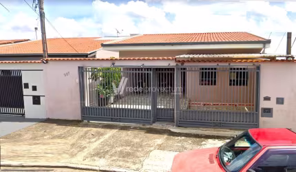 Casa com 4 quartos à venda na Rua José Mendes dos Santos, 297, Parque Jambeiro, Campinas, 261 m2 por R$ 635.000