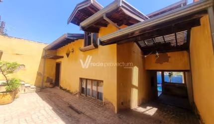 Casa com 3 quartos à venda na Rua Antônio Alves Bueno de Oliveira, 138, Jardim São Vicente, Campinas, 189 m2 por R$ 650.000
