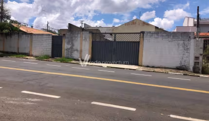 Terreno comercial para alugar na Rua Teodoro Guedes de Campos, 161, Parque Santa Bárbara, Campinas por R$ 3.000