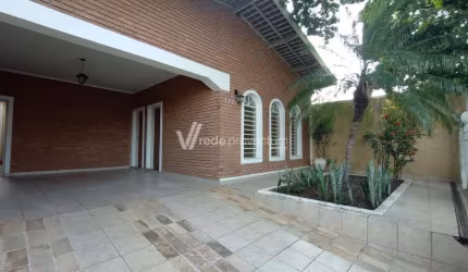 Casa com 3 quartos à venda na Rua Cristóvão Bonini, 1235, Jardim Proença I, Campinas, 194 m2 por R$ 690.000