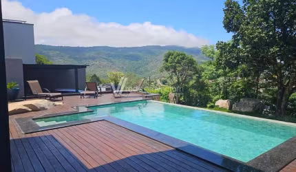 Casa em condomínio fechado com 3 quartos à venda na Avenida Zezico Peçanha, 305, Itapetinga, Atibaia, 300 m2 por R$ 2.390.000