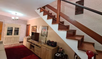 Casa com 3 quartos à venda na Manaus, 177, Centro, Vinhedo, 380 m2 por R$ 1.400.000