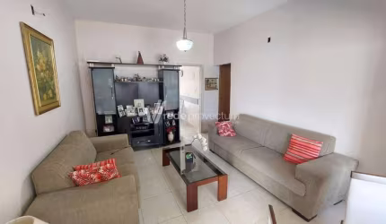 Casa com 2 quartos à venda na Rua Duarte da Costa, 473, Vila Nogueira, Campinas, 176 m2 por R$ 550.000