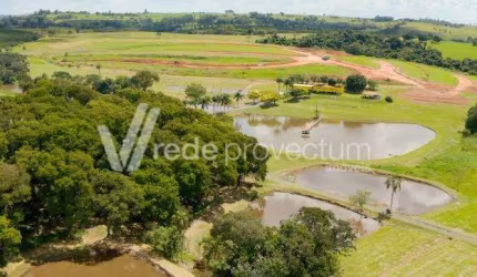 Terreno em condomínio fechado à venda na Rua Antonio Carlos Canto Porto, 328, Residencial Flor D Aldeia, Mogi Mirim por R$ 360.000