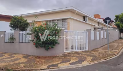 Casa com 3 quartos à venda na Coronel Joaquim José de Oliveira, 287, Jardim Dom Bosco, Campinas, 180 m2 por R$ 880.000