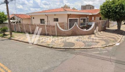 Casa comercial à venda na Rua Doutor Las Casas dos Santos, 515, São Bernardo, Campinas, 136 m2 por R$ 550.000