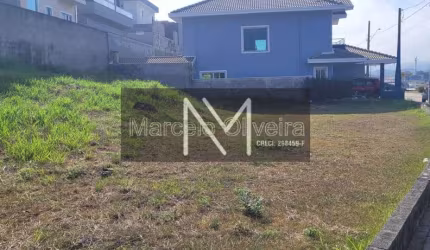 Terreno para venda 400m² em Condomínio fechado - Bairro Santana