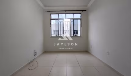 APARTAMETO À VENDA NA AV. MERITI - VILA DA PENHA - RJ.
