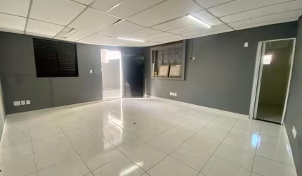 Casa 2 quartos - Aparecida - Santos