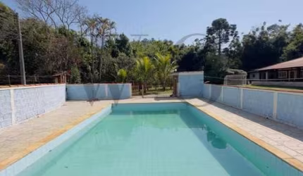 Chácara para Venda em Atibaia, Jardim Kanimar, 3 dormitórios, 1 suíte, 3 banheiros, 10 vagas