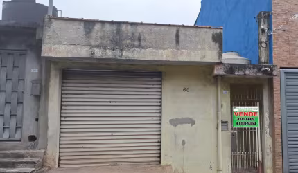Ótima Casa Térrea à Venda no Jardim Canadá