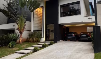 LINDA CASA MOBILIADA DISPONÍVEL PARA VENDA CONDOMÍNIO NEW VILLE