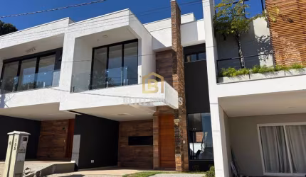 Casa em condomínio fechado com 3 quartos para alugar na Rua Tancredo Neves, 990, Jansen, Gravataí por R$ 4.600