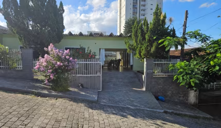 Oportunidade Imperdível em Blumenau!