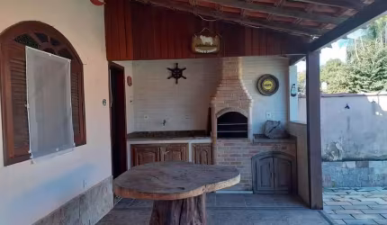 Casa para Venda em Saquarema, Jaconé, 2 dormitórios, 1 suíte, 3 banheiros, 4 vagas