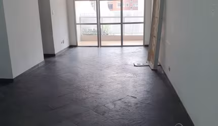 Amplo apartamento 3 dorm, suíte, dep completa, 150m² área útil, varanda, próximo a praia