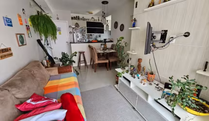 2/4 com suíte e varanda