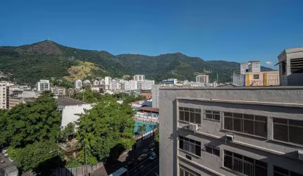Apartamento à venda em Rio de Janeiro, Tijuca, com 4 quartos, com 130 m², Edifício Comercial