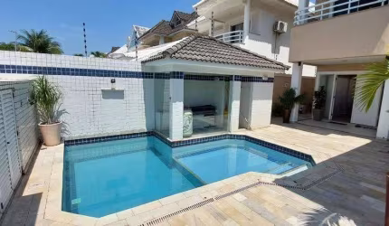 Casa à venda em Rio de Janeiro, Recreio dos Bandeirantes, com 4 suítes, com 257 m², Terra Américas