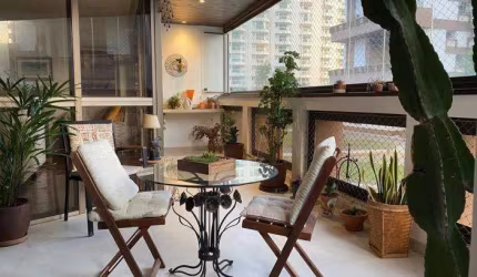 Apartamento à venda em Rio de Janeiro, Barra da Tijuca, com 4 quartos, com 177 m²