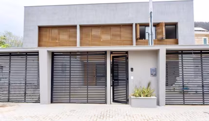 Casa à venda em Rio de Janeiro, Freguesia de Jacarepaguá, com 3 suítes, com 193.54 m²
