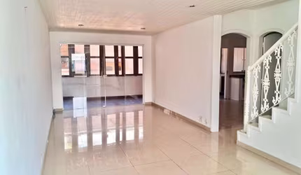 Casa à venda em Rio de Janeiro, Anil, com 3 quartos, com 280 m², Ville Montagne