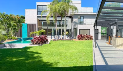 Casa à venda em Rio de Janeiro, Barra da Tijuca, com 5 quartos, com 1200 m²