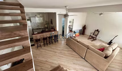 Casa à venda em Rio de Janeiro, Freguesia de Jacarepaguá, com 4 quartos, com 1000 m², Eldorado
