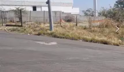 Terreno à venda no Éden, Sorocaba  por R$ 1.980.000