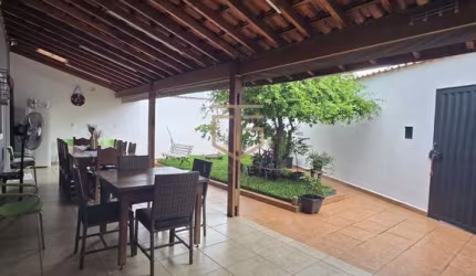 Casa à venda em Campinas, Jardim Santa Eudóxia, com 3 quartos, com 161.25 m²