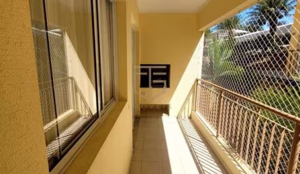 Apartamento à venda com 3 dormitórios, sendo 1 suíte no bairro Pinheirinho, em Vinhedo
