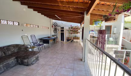 Casa à venda em Campinas, Jardim Carlos Lourenço, com 3 quartos, com 198.3 m²