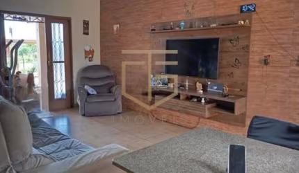 Casa com 4 dormitórios sendo 1 suíte à venda, no Chácaras Nova Boa Vista - Hortolândia/SP