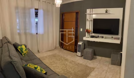 Casa à venda com 2 dormitórios, no Parque Orestes Ôngaro - Hortolândia/SP