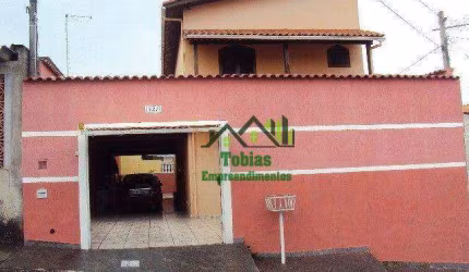 Sobrado com 3 dormitórios à venda, 272 m² por R$ 680.000,00 - Vila Jundiaí - Mogi das Cruzes/SP