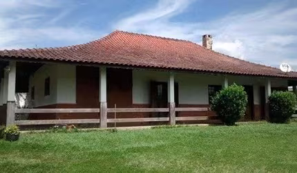 Chácara com 3 dormitórios à venda, 900 m² por R$ 650.000 - Ipelândia - Suzano/SP