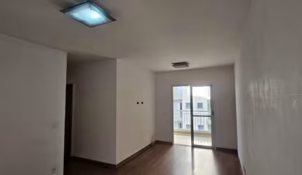 Apartamento de 80m² no Alphaview em andar alto com 3 dormitórios (1 suíte) e 2 vagas de garagem