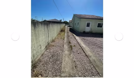 Casa em Condomínio