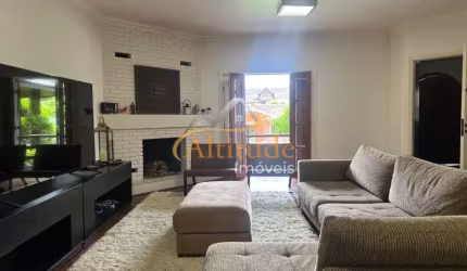 Apartamento espaçoso a poucos metros do centrinho de Capivari