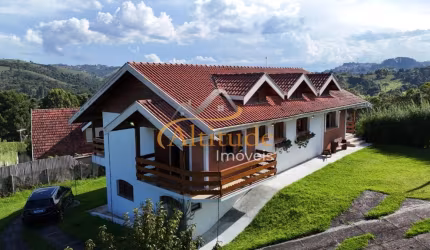 Casa Térrea com Vista Deslumbrante na região do Descansópolis