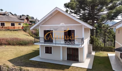 Oportunidade Rara! Casa com Vista Panorâmica e 03 Suítes em Condomínio Seleto