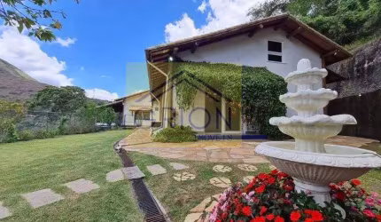 Casa de condomínio à venda em Petrópolis, Nogueira, com 4 quartos, 355m²