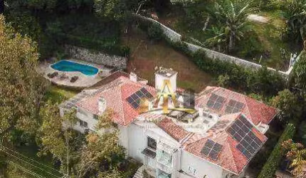 Casa à Venda no Residencial Tamboré 1 em Alphaville - Confira!