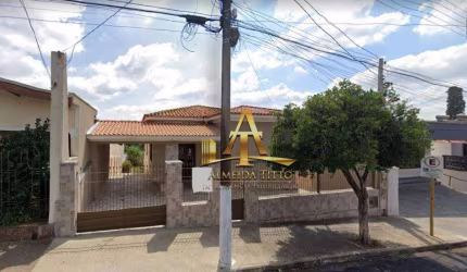 Casa com 3 Dormitórios à Venda, 151 m² por R$ 900.000 - Centro de Cerquilho | São Paulo - Confira!