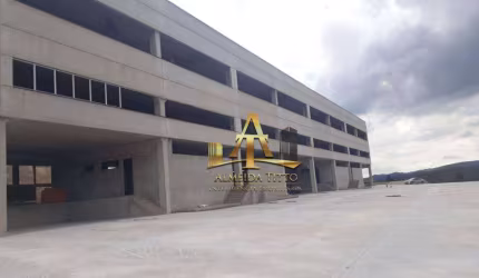 Galpão à Venda com 7260 m² - Mombaça em São Roque/SP.